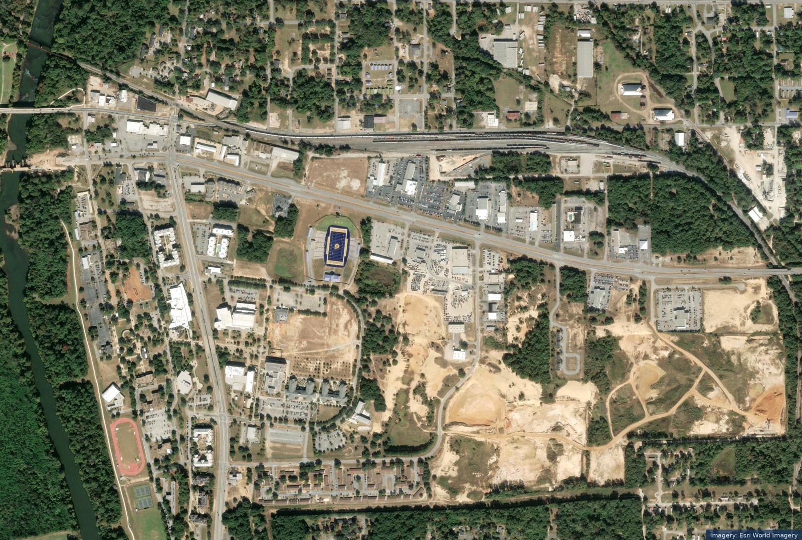 Satellite view of the East Oglethorpe Boulevard (US-82 / GA-520) corridor in Albany, Georgia, with Albany State University's campus at the west end of the frame